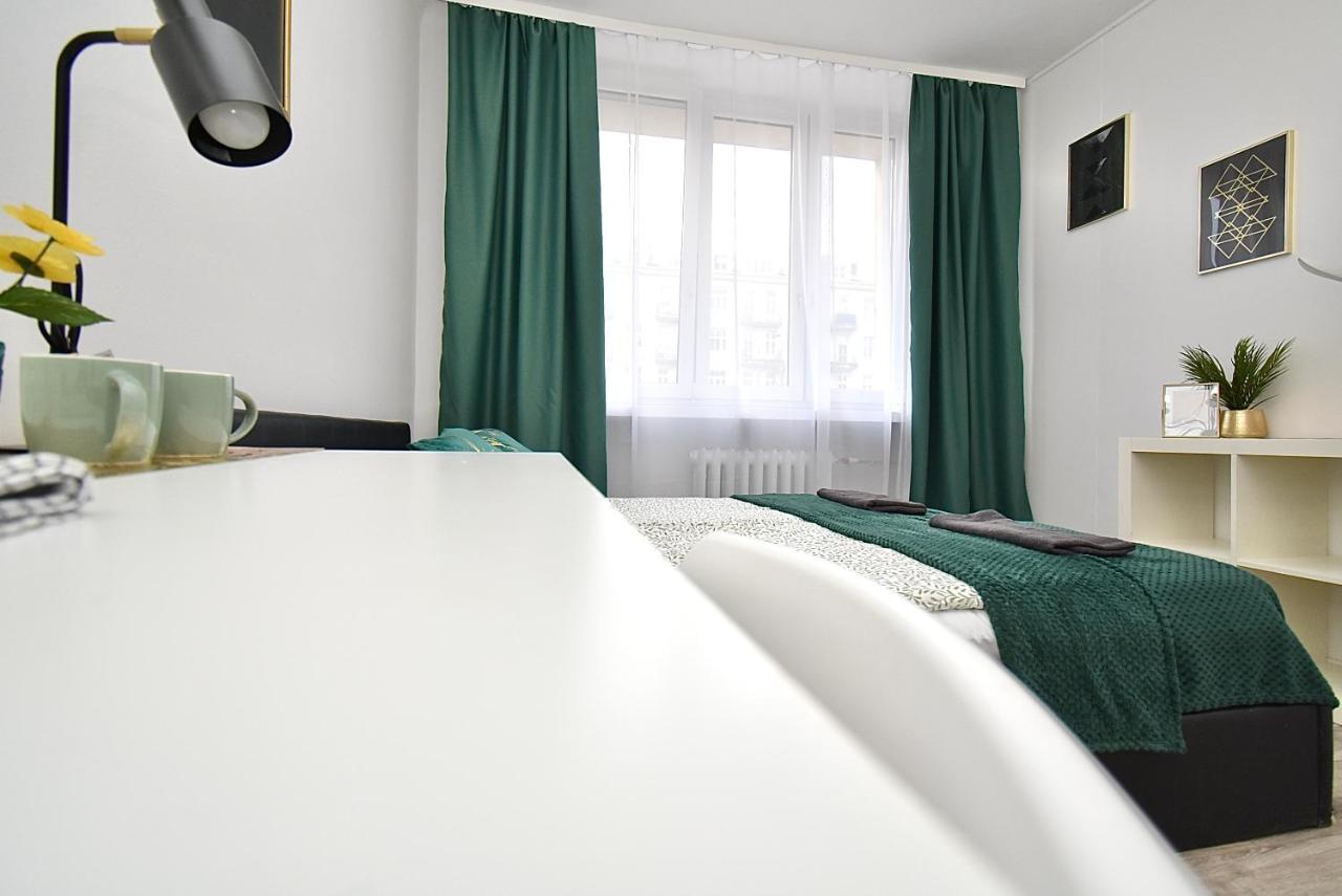 Rental Apartments Aleja Niepodleglosci Varsóvia Exterior foto